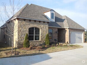 Building Photo - 3404 Enclave Ln