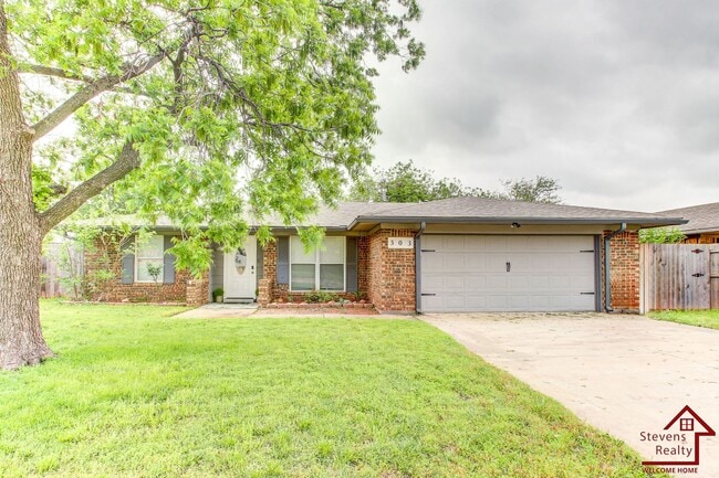 Building Photo - 303 SW 72nd St