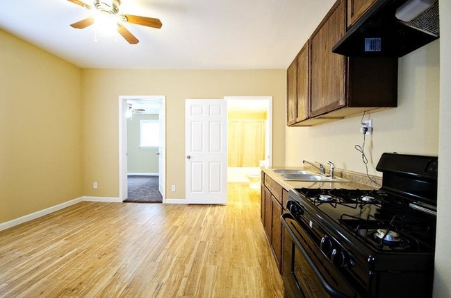 Building Photo - 313 N Beauregard St