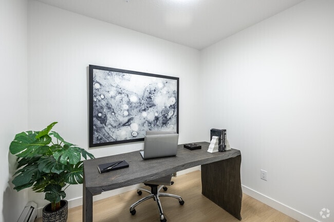 1BR, 1BA w/ Den - 609SF - Den - Township Collective