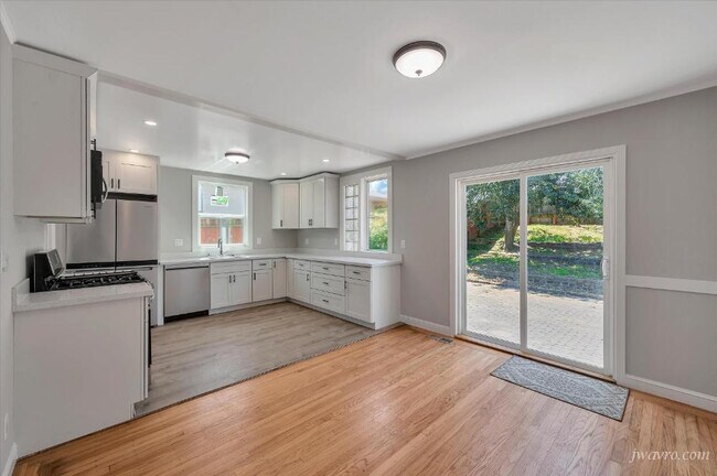 Building Photo - 1012 Nimitz Dr