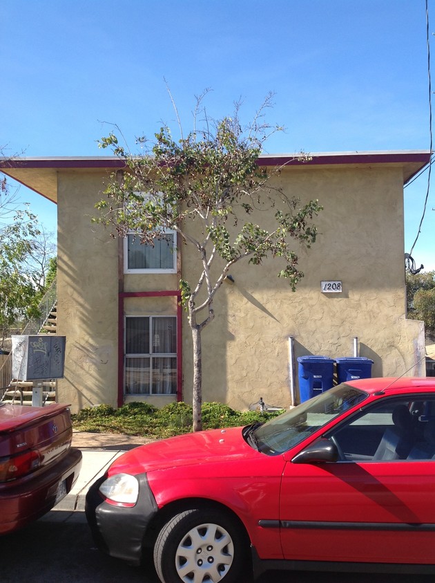 Building Photo - 1208 5th Ave