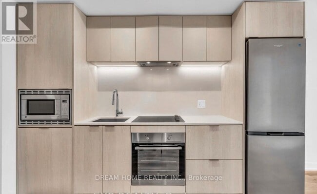 Building Photo - 1 Jarvis St