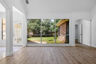 Building Photo - 1710 Cedar Cove Ct