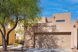Building Photo - 4126 N Fortune Loop