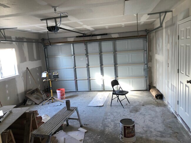 New 2 car garage - 8547 Preston Trace Blvd