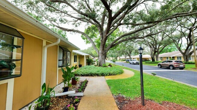 Building Photo - 1917 Pepper Mill Dr