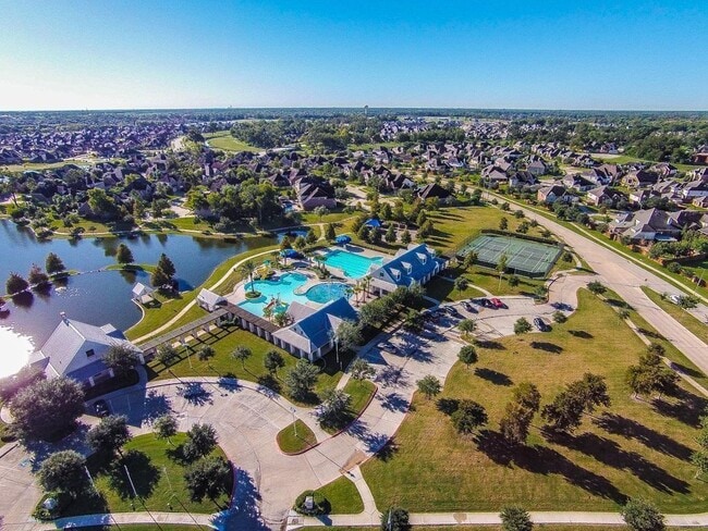 Building Photo - 6018 Logstone Dr