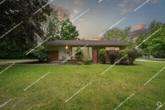 Building Photo - 29309 Spring Hill Dr