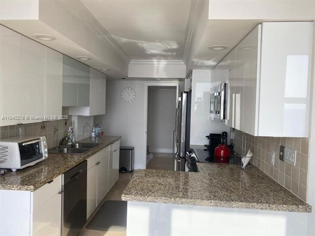 Building Photo - 1111 Crandon Blvd