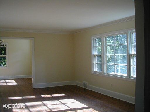 Building Photo - 117 Meadowbrook Rd