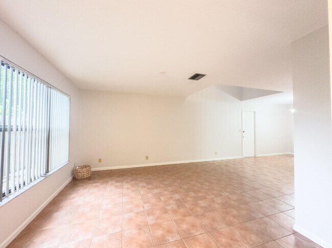 Foto del edificio - 115 N Palmway