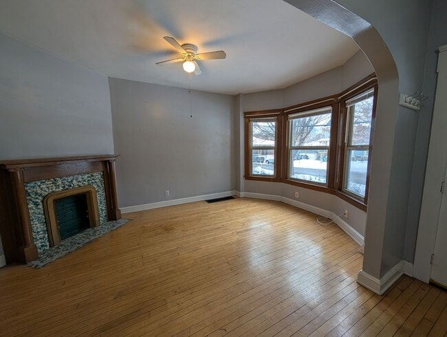 Foto del edificio - 5807-5807 Franklin Blvd