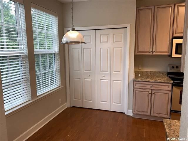 Building Photo - Beautiful 3/2 in Haile Plantation Southbrooke