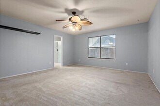 Building Photo - 1614 Wooded Acres Dr