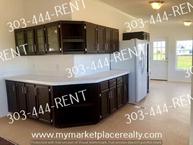 Foto del edificio - Beautiful 3 Bedroom and 2 Bathrooms Home t...