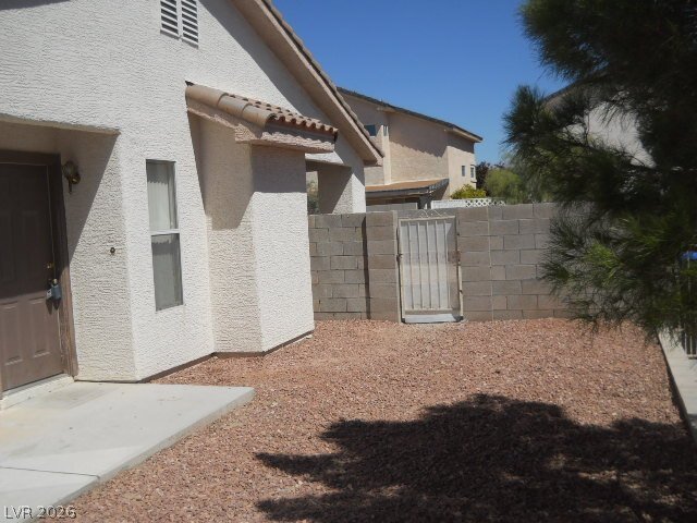 Building Photo - 8212 Bluff Creek Ave