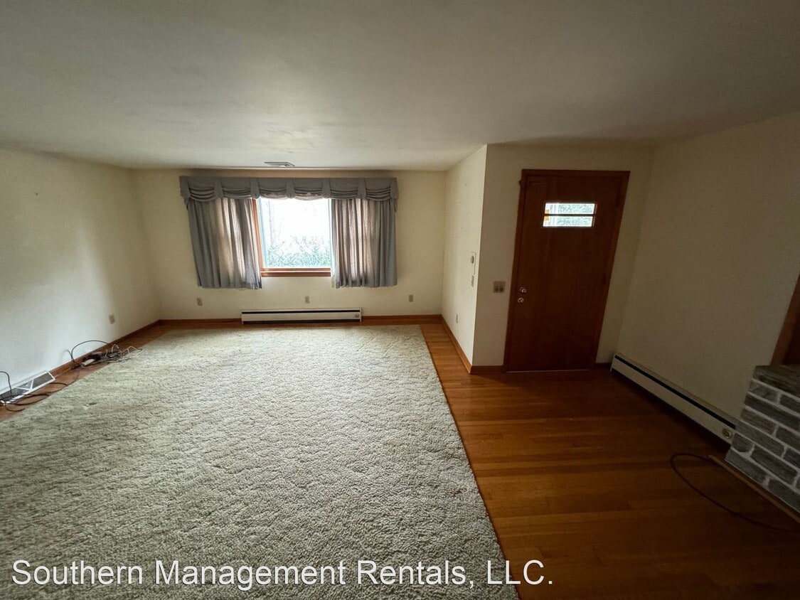 Building Photo - 3 br, 3.5 bath House - 228 High St