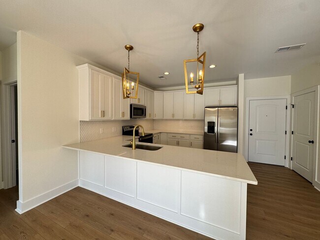 Foto del edificio - THE CROWN AT CORNESTONE