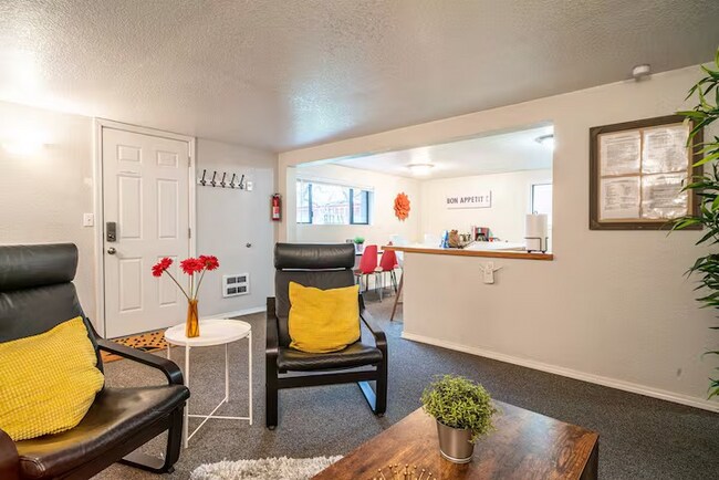 Foto del edificio - 323 N 46th St