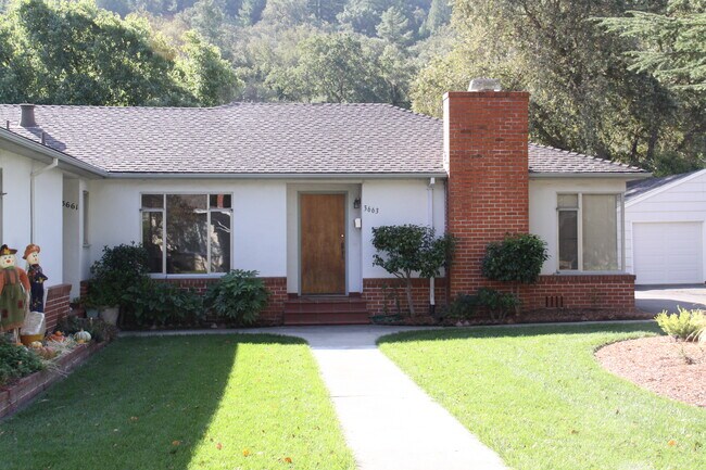 Building Photo - 3663 Mosswood Dr