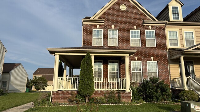 Building Photo - 1806 S Pollock Way