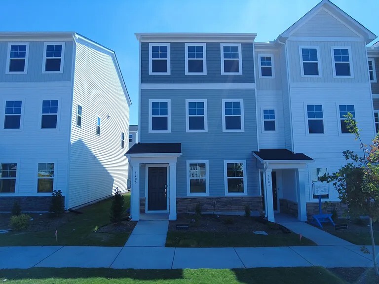 Foto principal - 5106 Fir Tree Ln