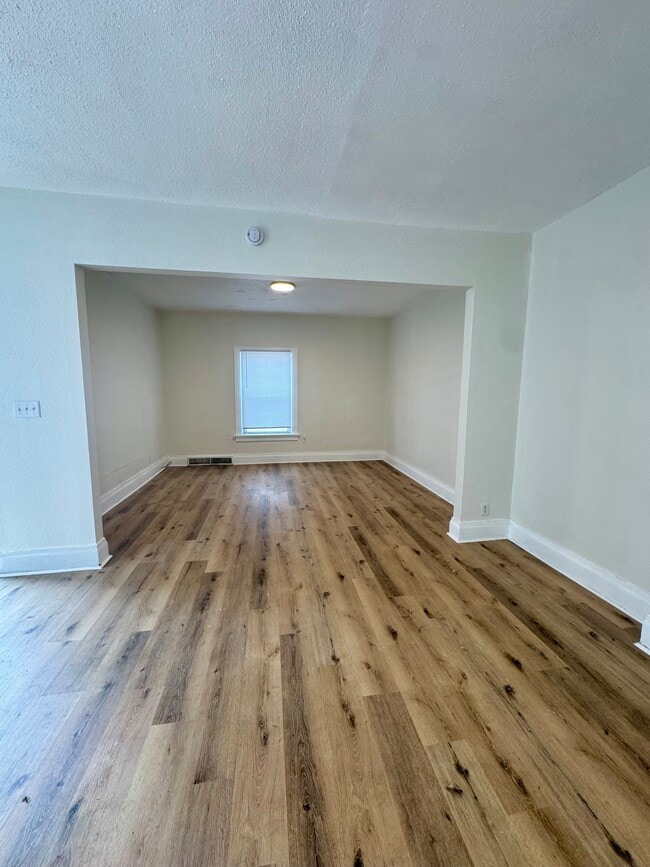 Foto del edificio - 1047 12th St