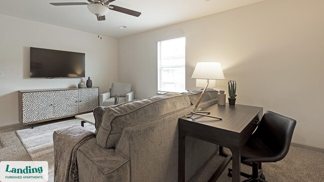 Building Photo - 610 Universal Dr