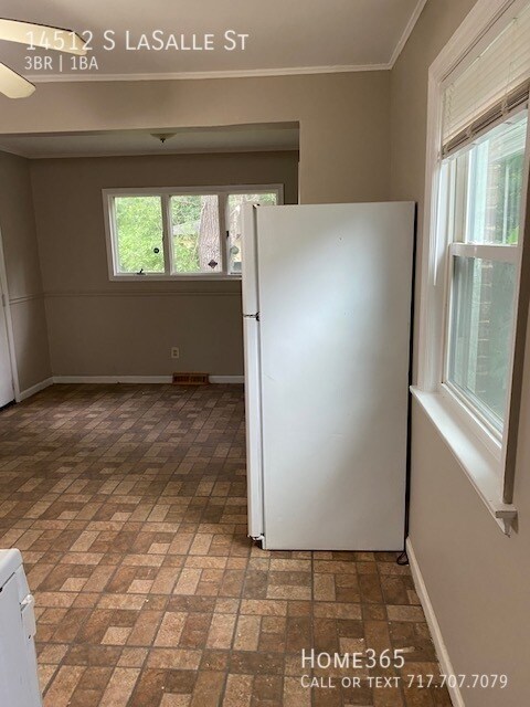Building Photo - Cozy 3-Bedroom Home with Basement for Rent...