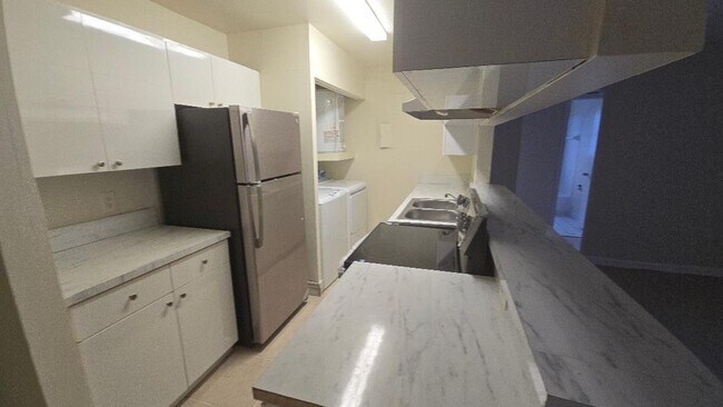 Foto del edificio - 4403 Treehouse Ln