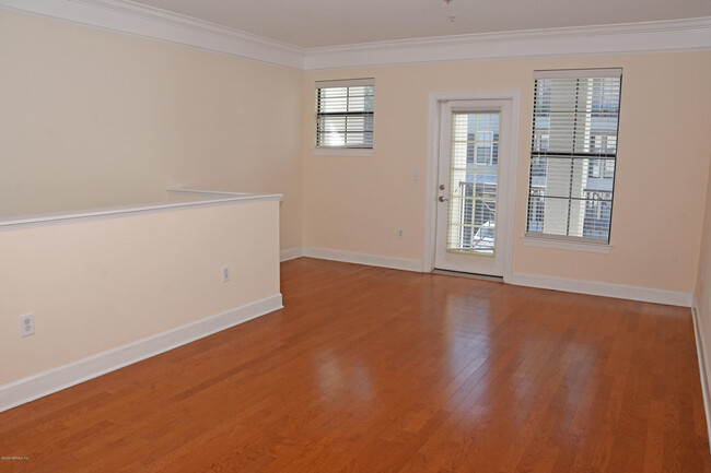 Building Photo - 9823 Tapestry Park Circle
