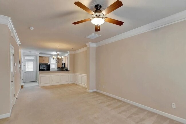 Building Photo - 804 Rue Dr