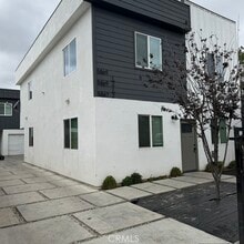 Building Photo - 5867 Towne Ave
