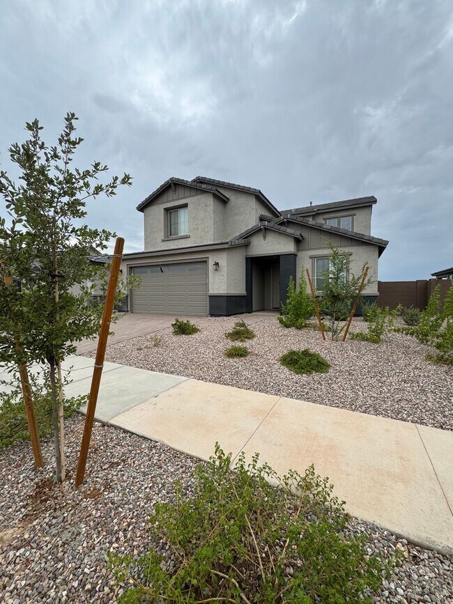 Foto del edificio - 17156 W Smoketree Dr