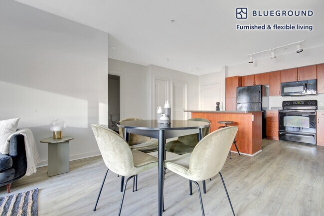 Foto del edificio - 250 Bellevue Way NE