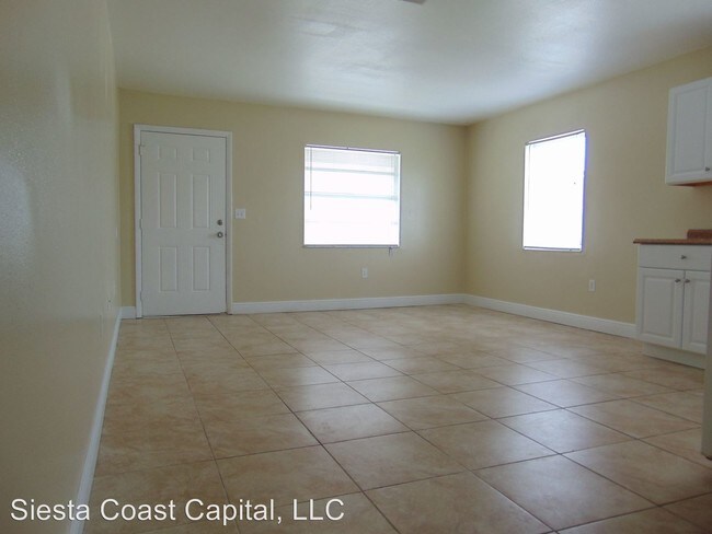 Foto del edificio - 5325 Beach St