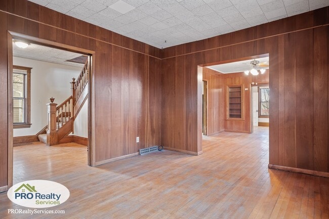 Building Photo - 4 Bedroom Home in Buffalo