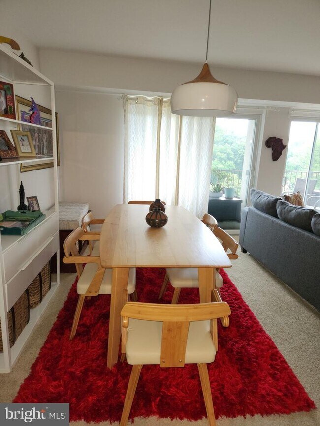 Foto del edificio - 9039 Sligo Creek Pkwy