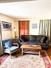 Building Photo - 98 Grant St