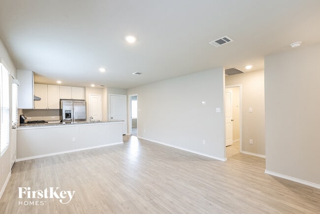Building Photo - 10807 Giacconi Dr