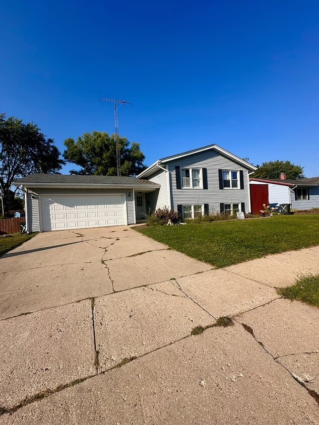 Foto principal - 520 Bellwood Dr