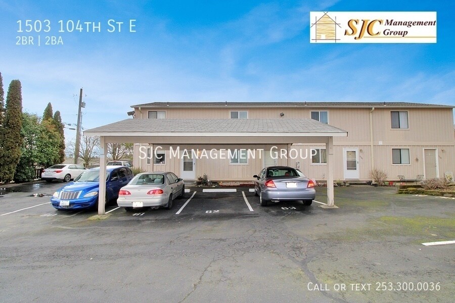 Clean and move in ready townhouse style condo Townhome Rentals in