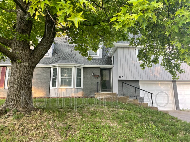 103 Hillcrest Rd, Belton, MO 64012 House Rental in Belton, MO