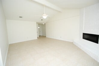 Building Photo - 22619 Leedstown Ln