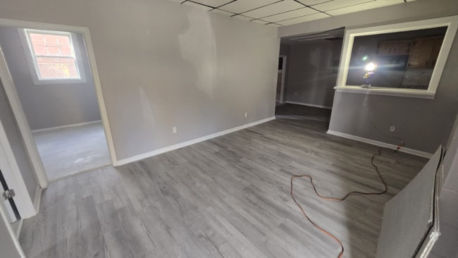 Building Photo - 386 Park Ave