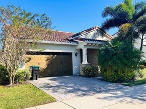 Building Photo - 9901 Winnington St