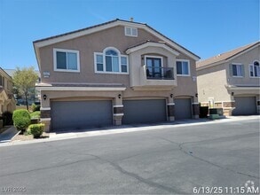 Building Photo - 2327 Koho Dr