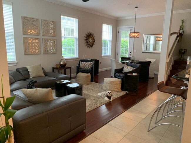 Foto del edificio - 1443 Lake Baldwin Ln