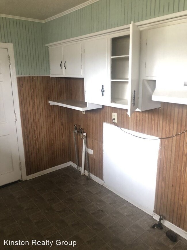 Building Photo - 3 br, 1 bath House - 1407 Hyman Avenue